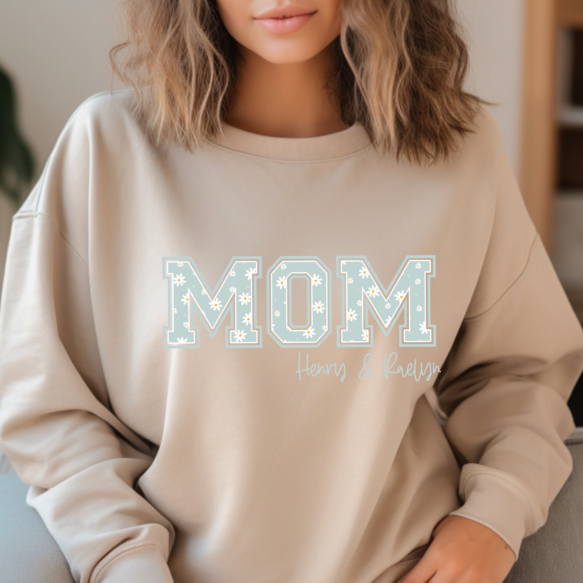 MOM Blue Daisy - PERSONALIZED HOODIE/CREWNECK