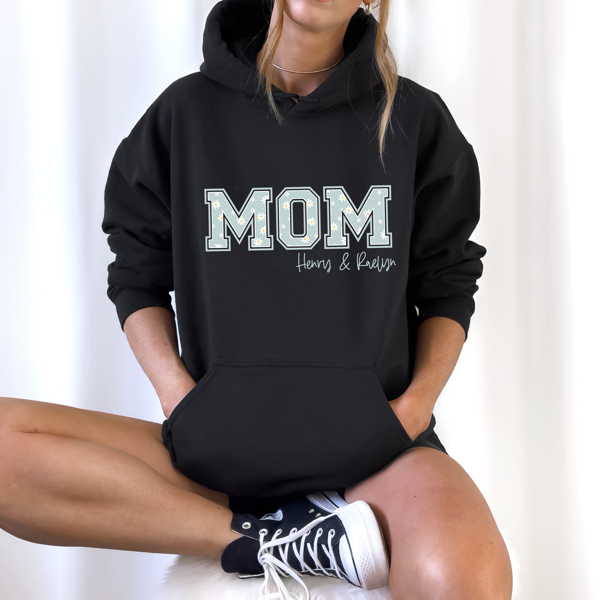 MOM Blue Daisy - PERSONALIZED HOODIE/CREWNECK