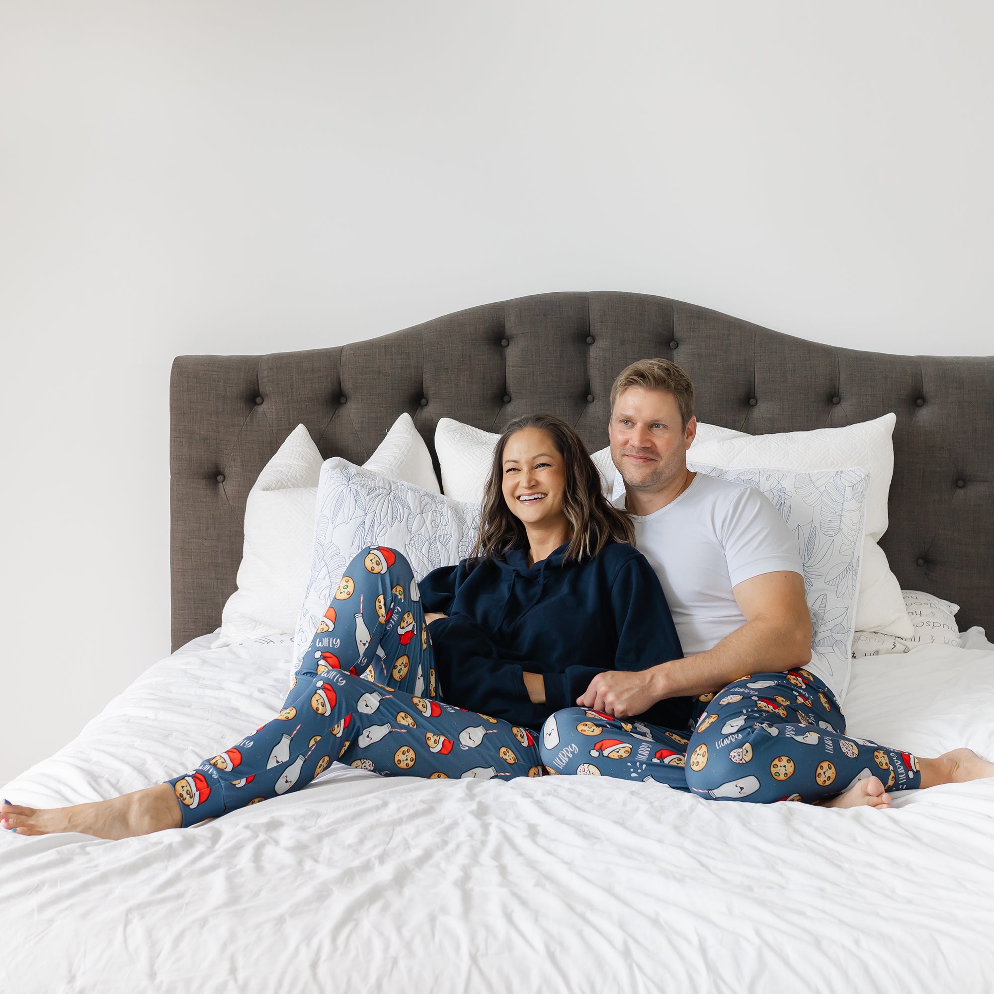 Holiday 2023 - Adult Men's Personalized Pyjama Set