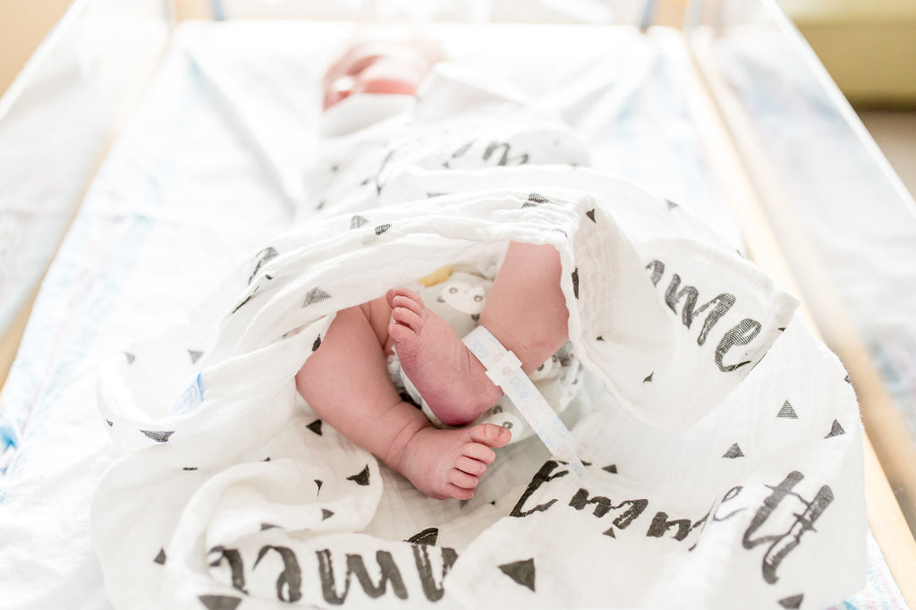 Cherish the Moment: Announcing Your Baby's Name with Personalized Touches