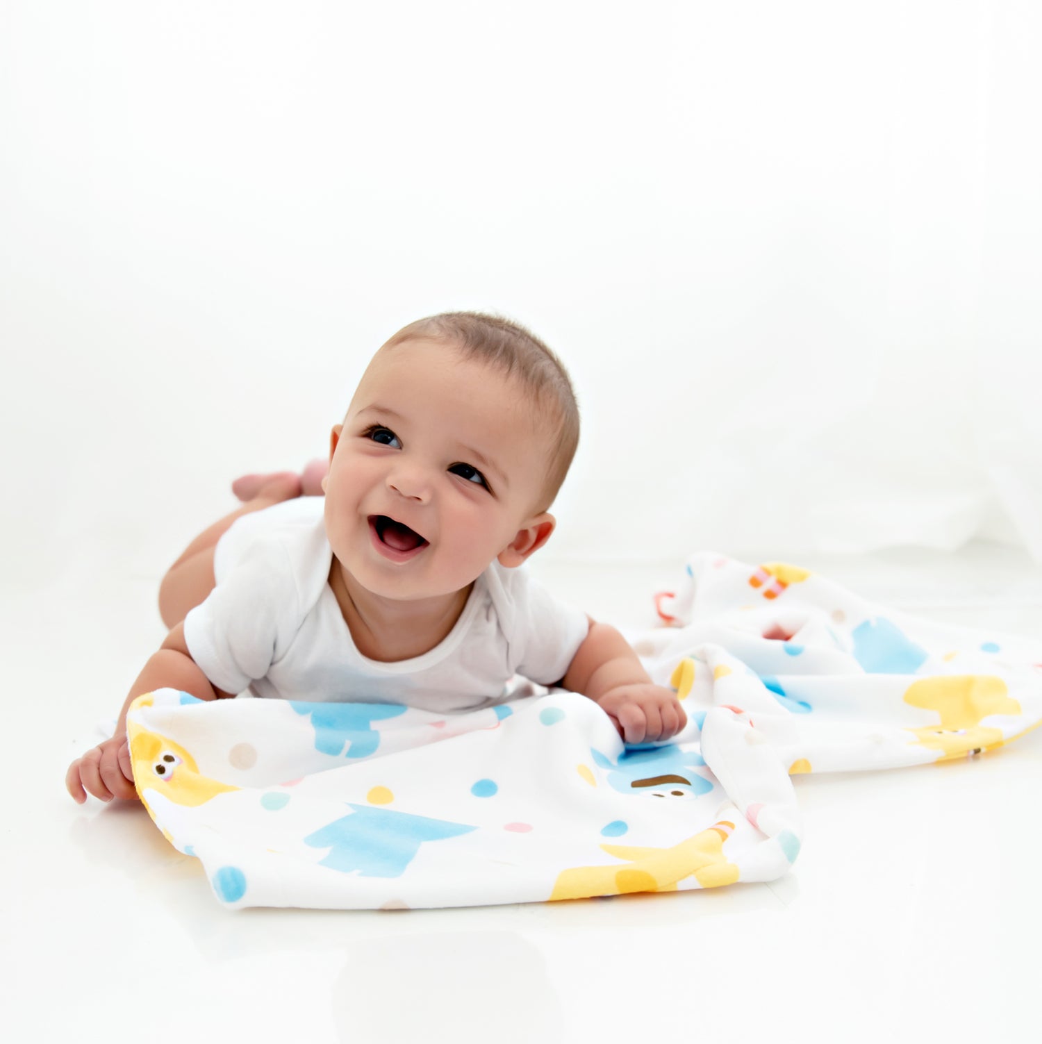 Wrap Them in Love: Personalized Blankets as the Perfect Newborn Gift